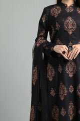 Bareeze Embroidered Karandi 3pc with Embroidered Wool Shawl- GA2114