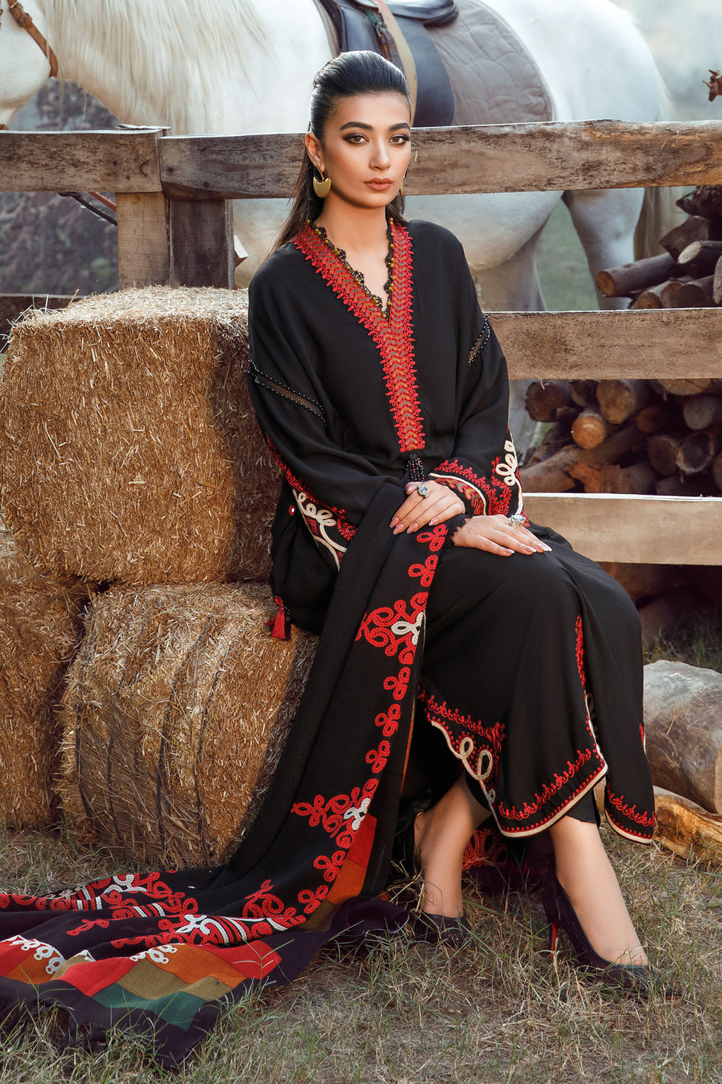 MARIA B - 3PC LAWN EMBROIDERED SHIRT WITH CHIFFON EMBROIDERED DUPATTA AND COTTON TROUSER - KPR-YL2 main image 0