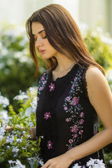 Mushq Embroidered Lawn 3pc with Silk Dupatta- GA2191