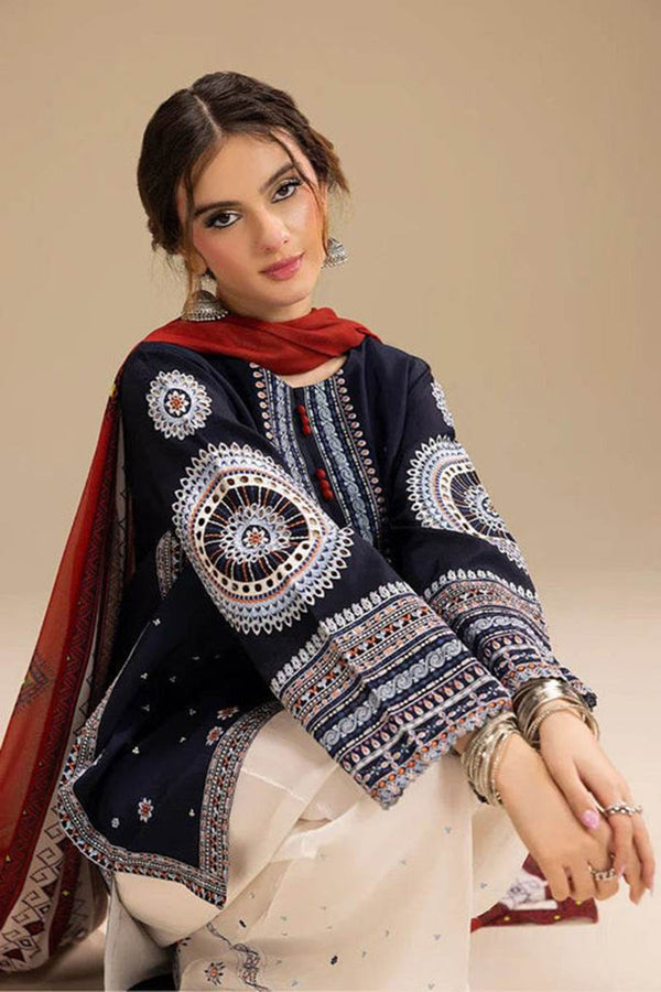 Jazmin Embroidered Dhanak 3pc with Printed Shawl- GA2122