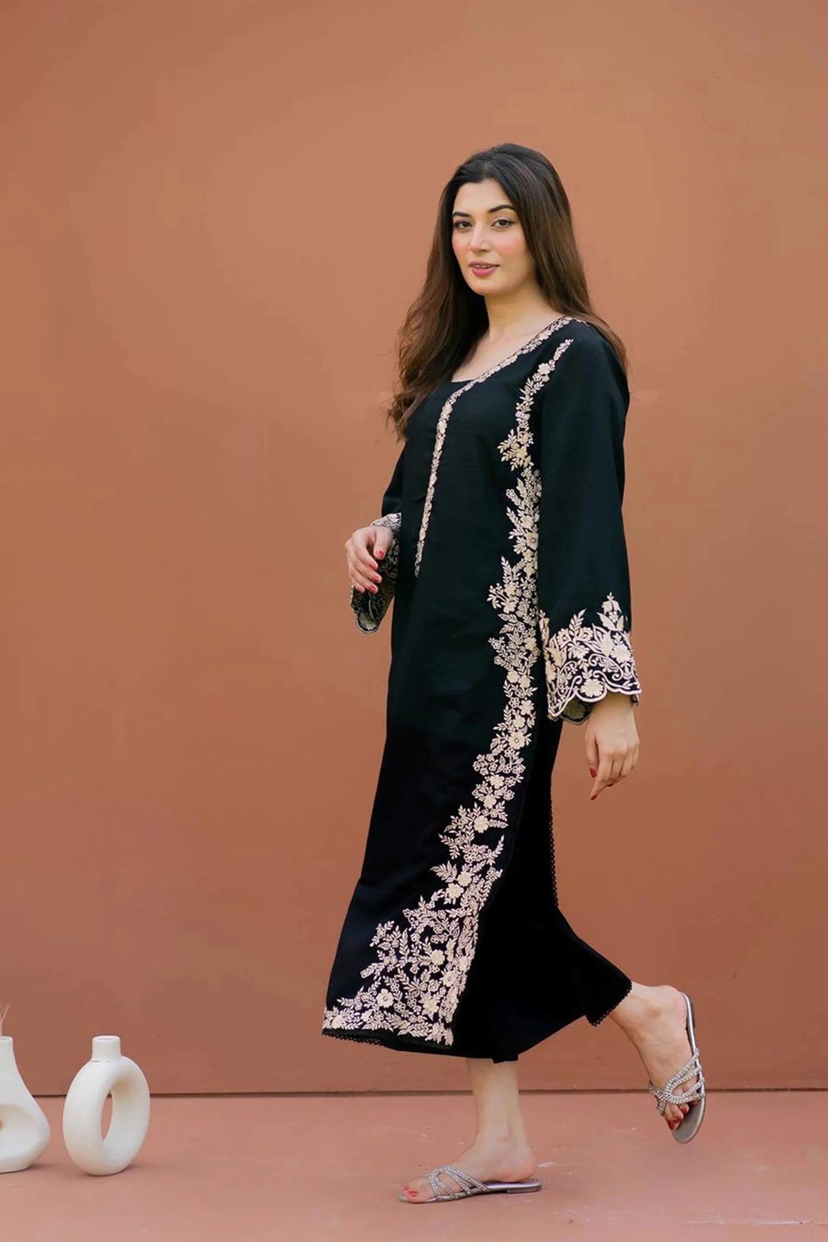 2 Piece Lawn Gul Attire 2 Piece Lawn Gul Attire