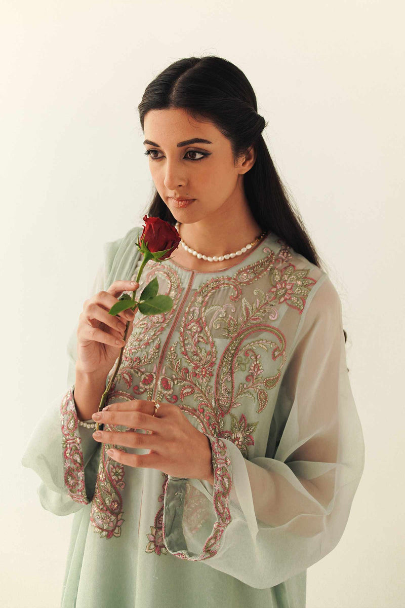Zara Shahjahan C green Embroidered Georgette Chiffon 4PC Suit with Han Gul Attire Zara Shahjahan C green Embroidered Georgette Chiffon 4PC Suit with Han Gul Attire
